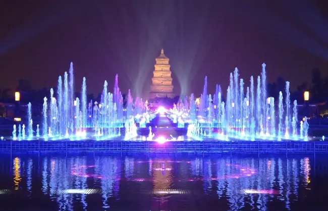 Visit Big Wild Goose Pagoda Music Fountain on Xian tours
