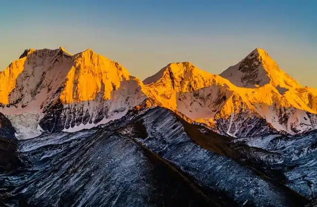 Gongga-Snow-Mountain - China Xian Tour: Private & Tailor-Made China Tours Gongga Snow Mountain