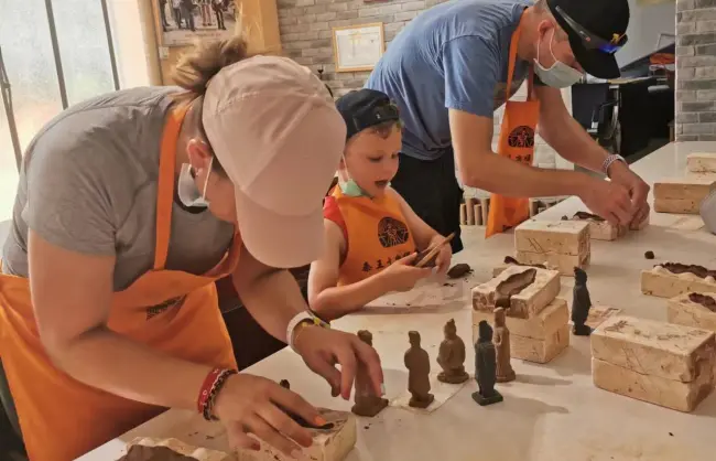 Make Mini Terracotta Army - China Xian Tour: Private & Tailor-Made China Tours Make Mini Terracotta Army Xian