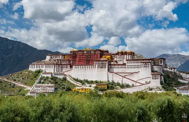 Potala Palace Lhasa Tibet - China Xian Tour: Private & Tailor-Made China Tours Potala Palace Lhasa Tibet