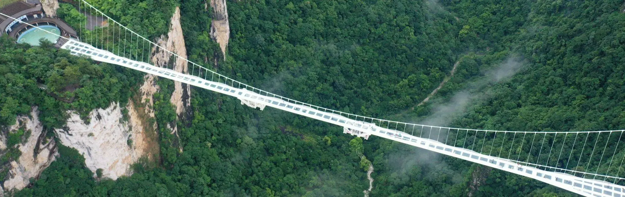 Zhangjiajie Glass Bridge head